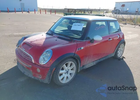 2006 Mini Cooper S from USA, damaged, VIN WMWRE335X6TN25797